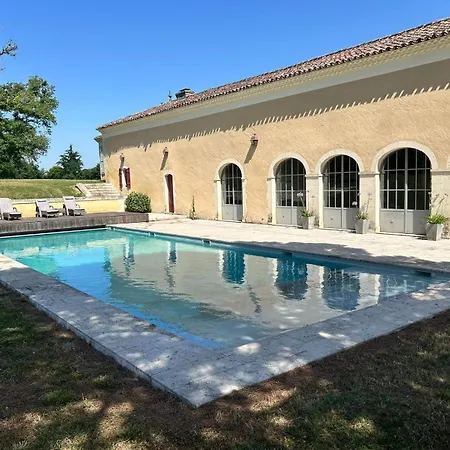 Chateau D'arcamont ベッド・アンド・ブレックファスト 4*